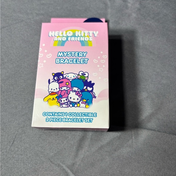 Hello Kitty Jewelry - Hello Kitty and Friends Collectible Bracelet Set